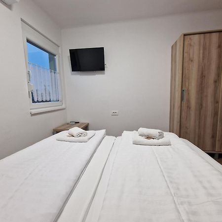 Pocitniski Dom Portoroz / Portoroz Holiday Home Екстер'єр фото